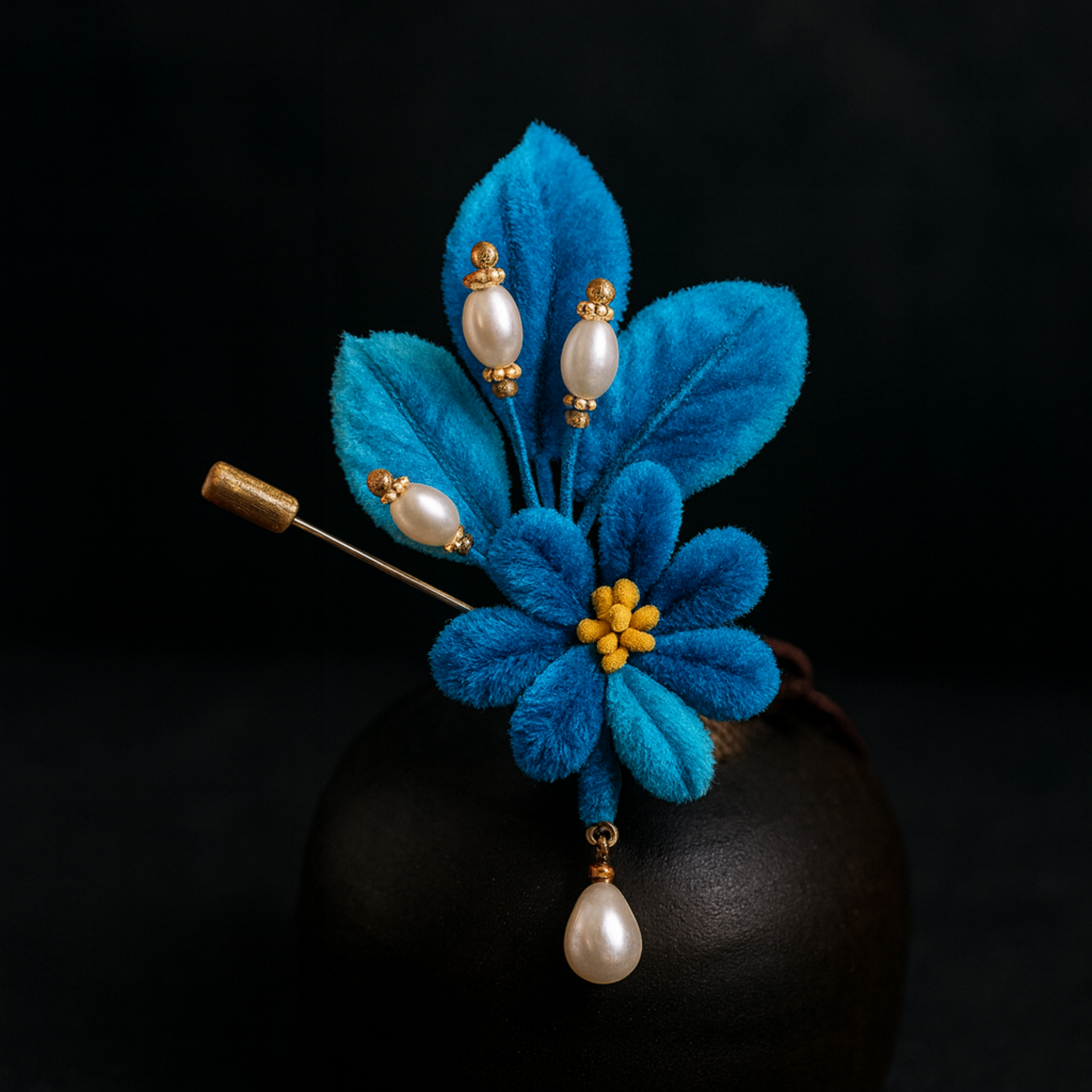 Handmade Blue Ronghua Brooch