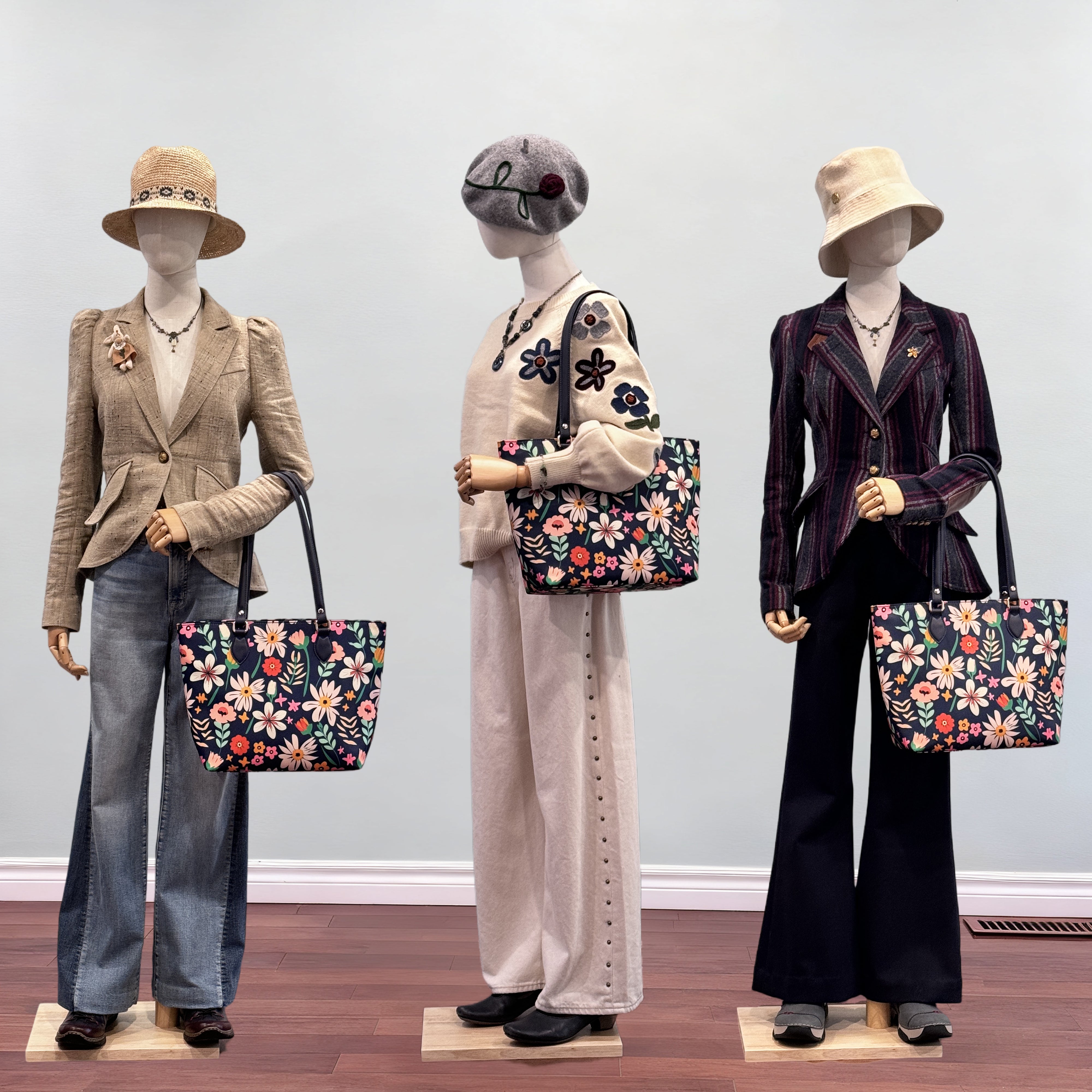 Cutie Kittie tote bags for women, tote purse, nylon tote bag, with zipper and pockets, waterproof cheery