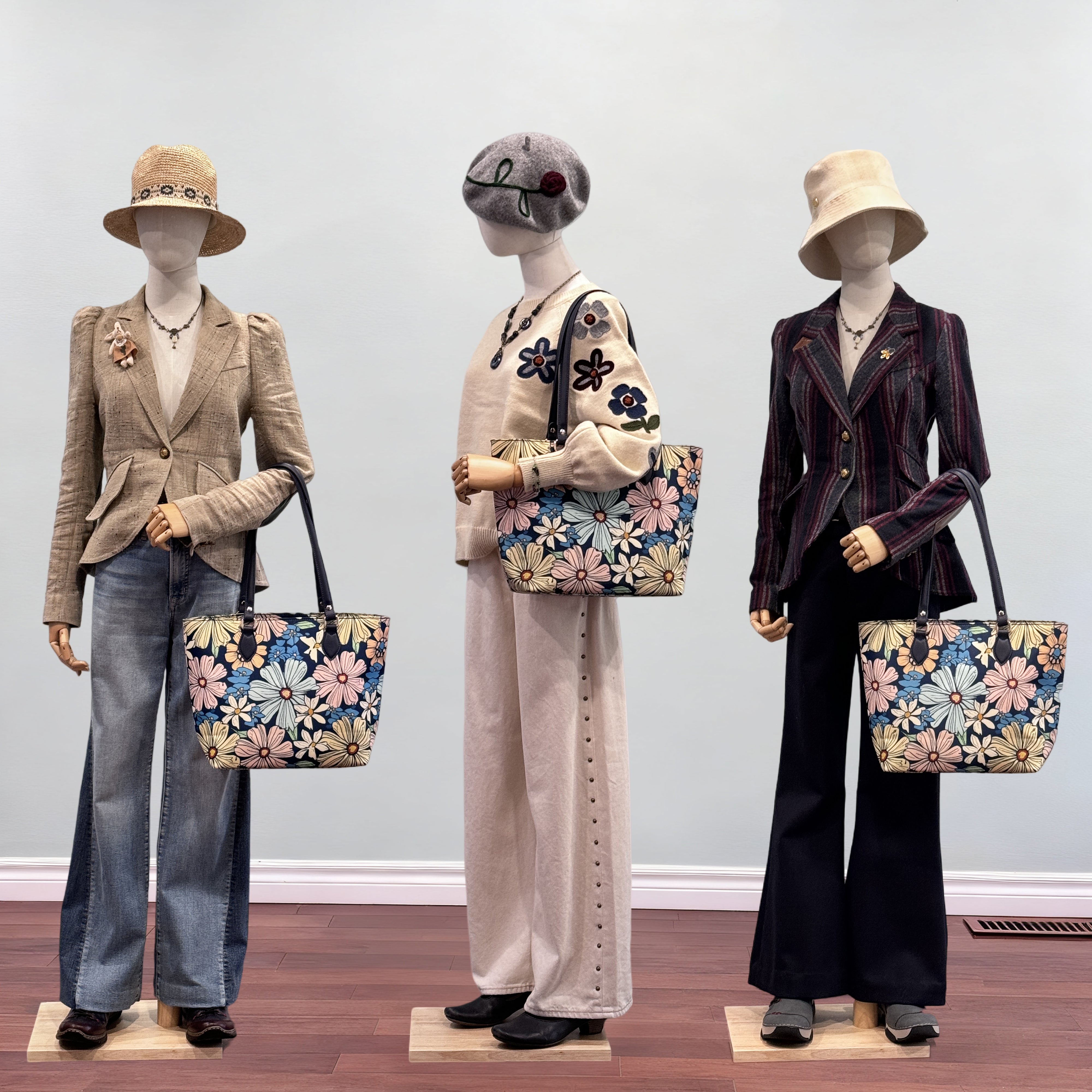 Cutie kittie tote bags for women, tote purse, nylon tote bag, with zipper and pockets, waterproof retro