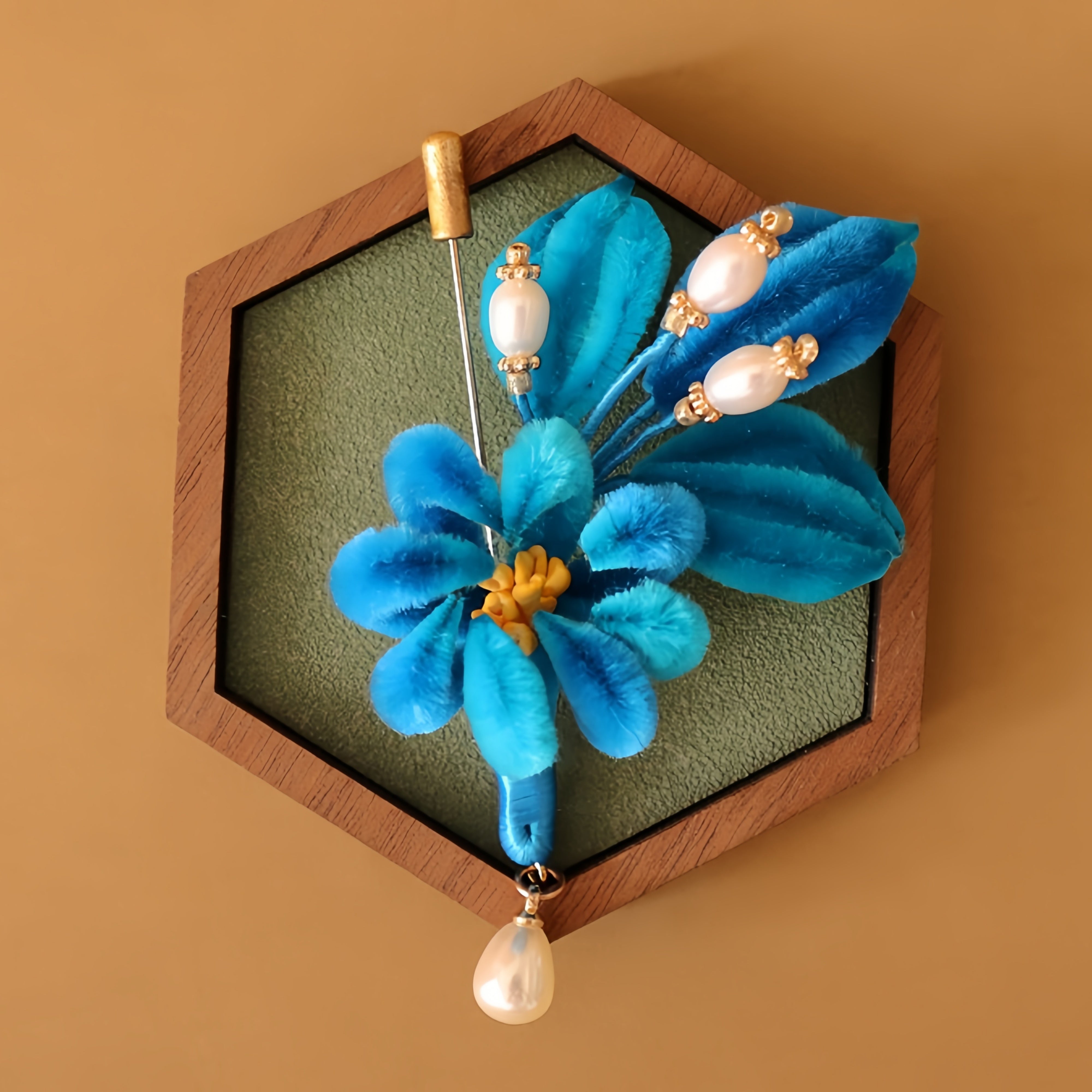 Handmade Blue Ronghua Brooch