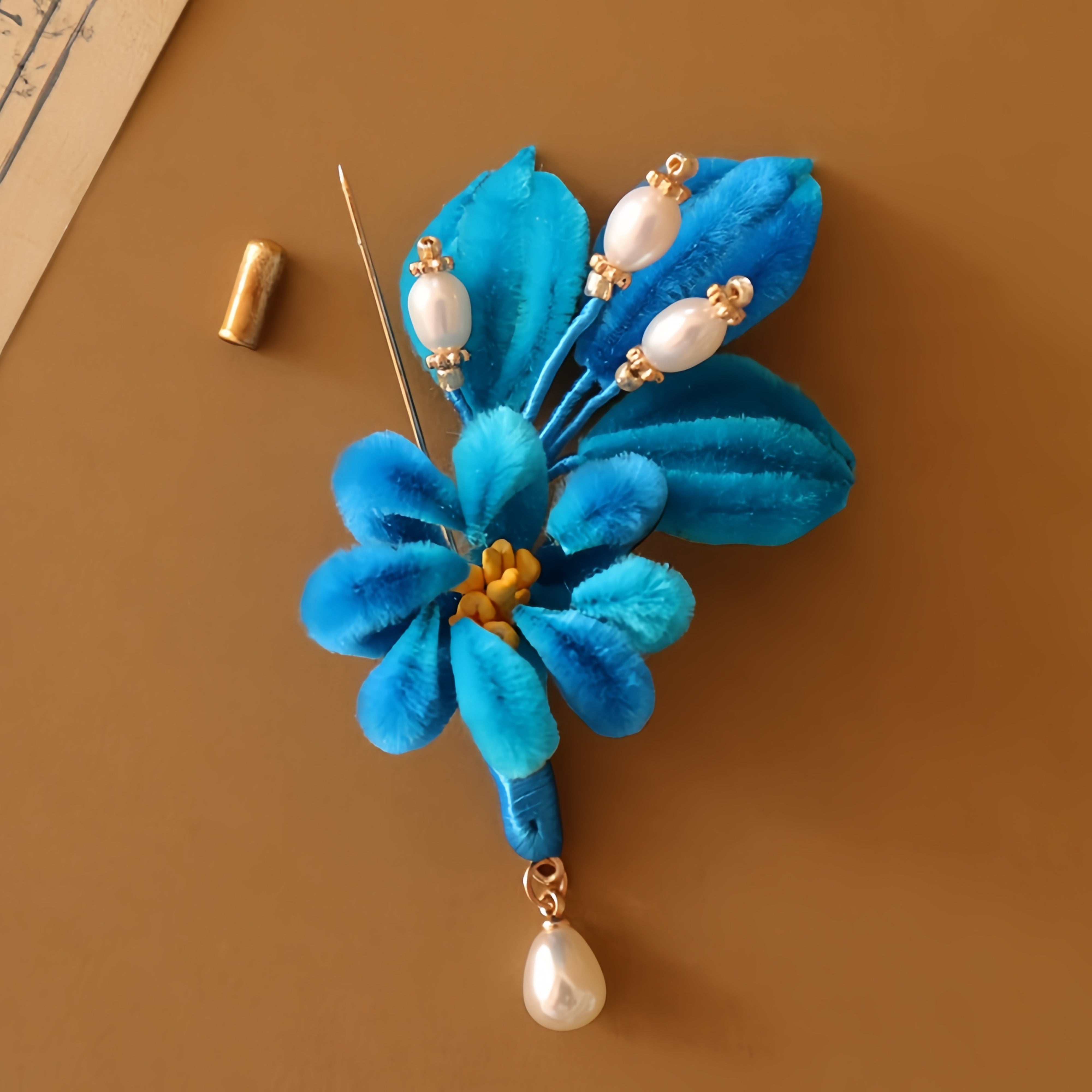 Handmade Blue Ronghua Brooch