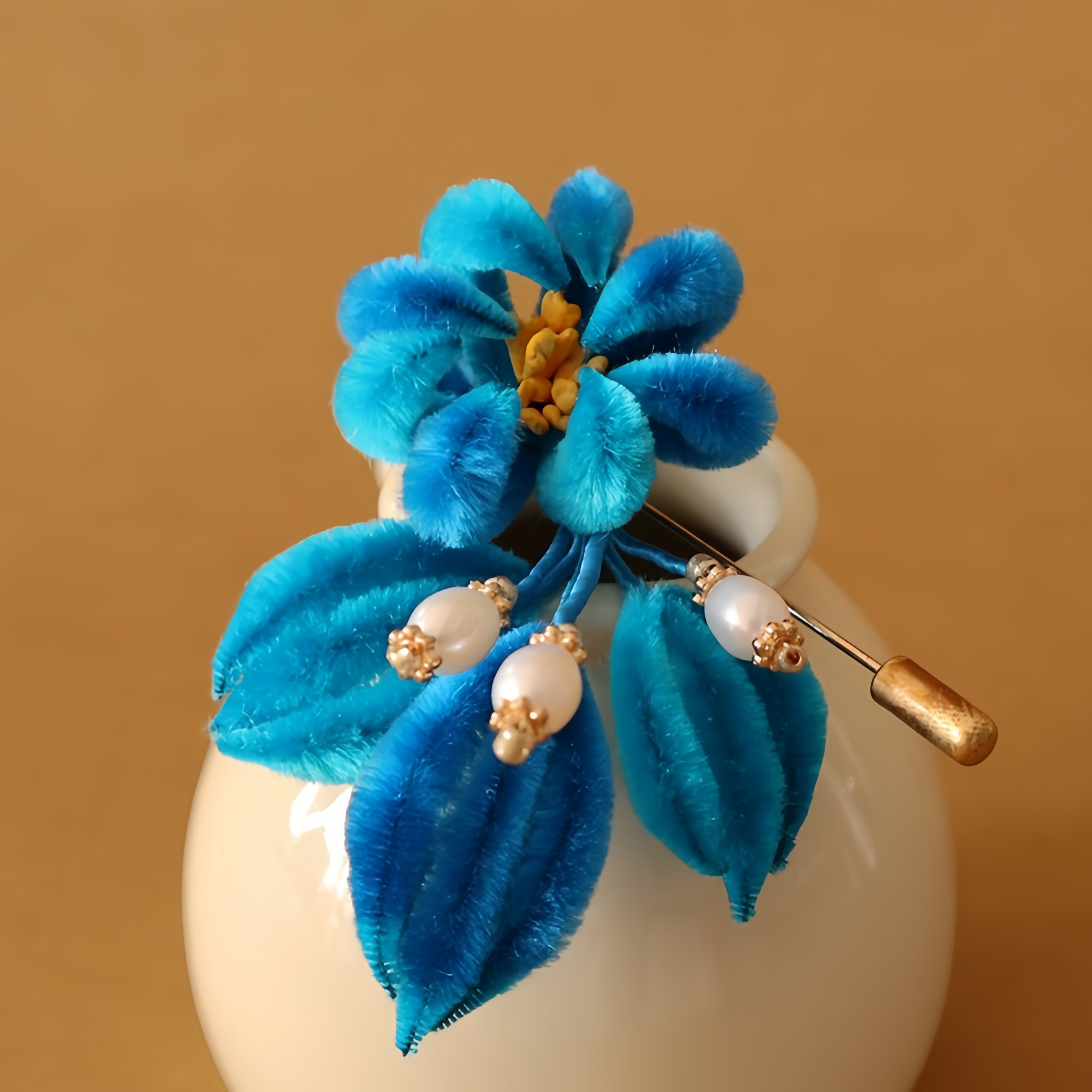 Handmade Blue Ronghua Brooch