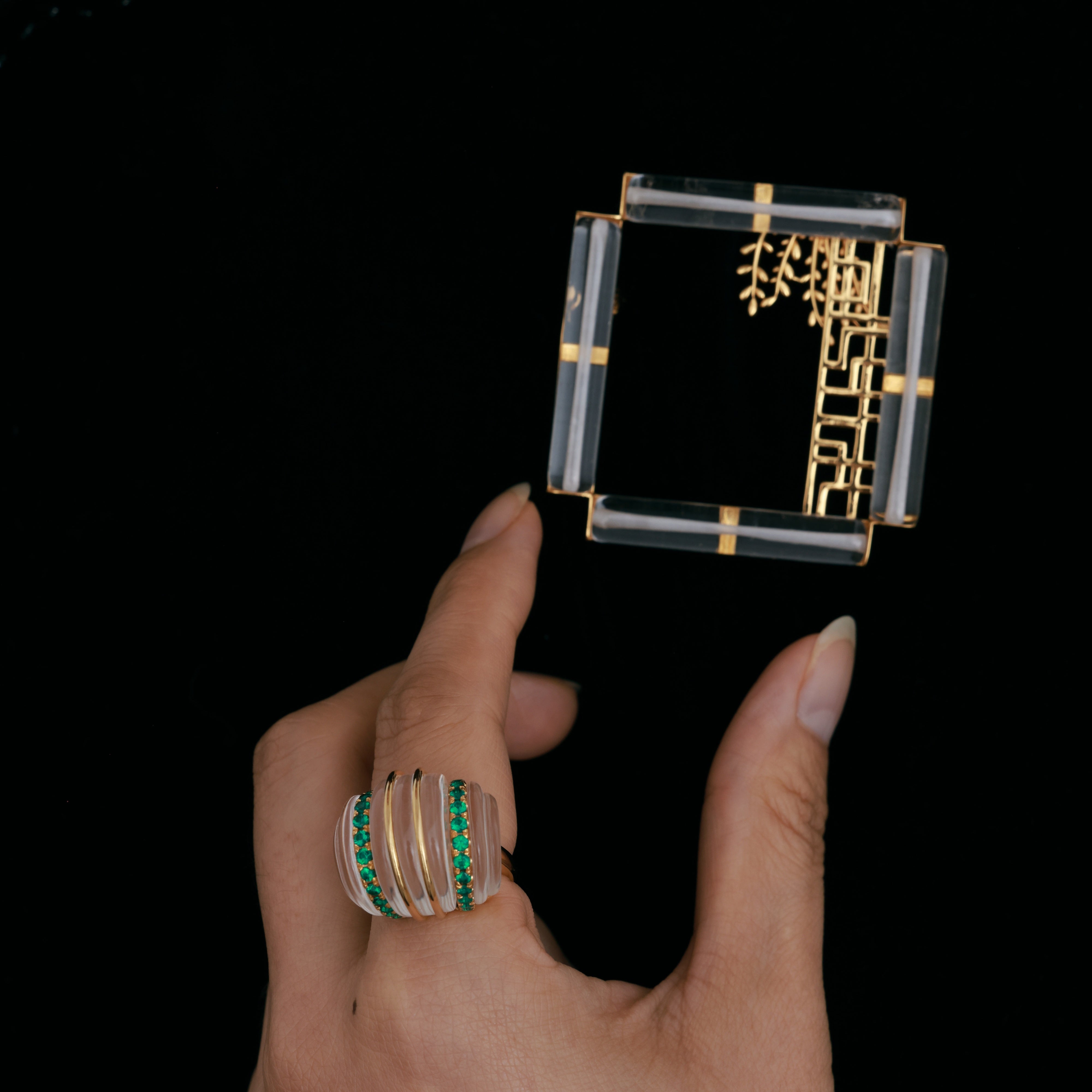 Chuangling Oriental Crystal Brooch