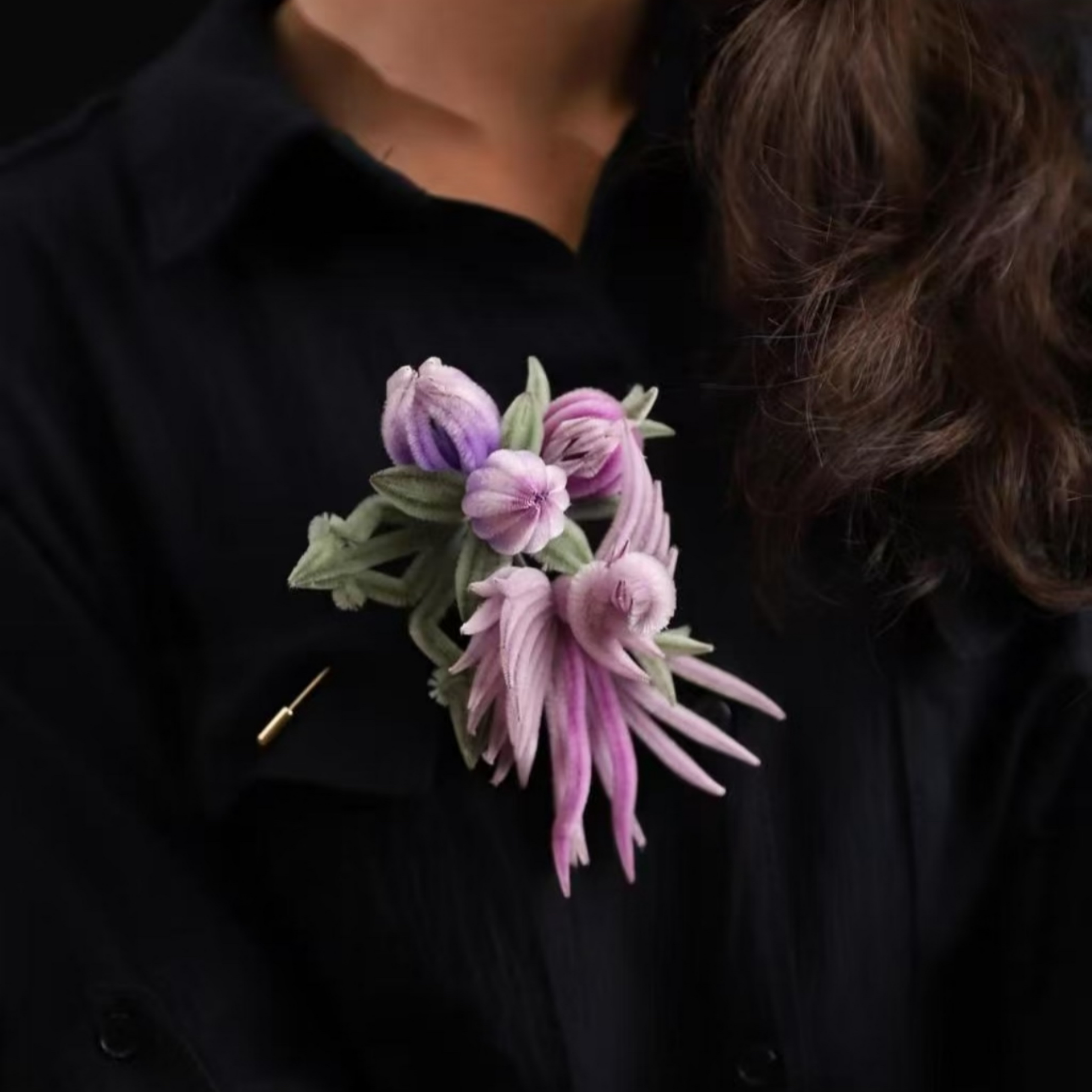 Handmade Three Blessings Ronghua Brooch